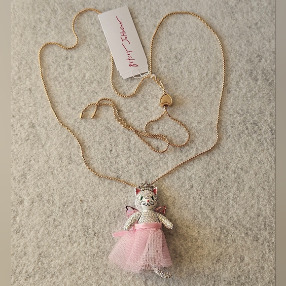 Betsey Johnson Cat Fairy Pendant Slider Necklace - Picture 16 of 16